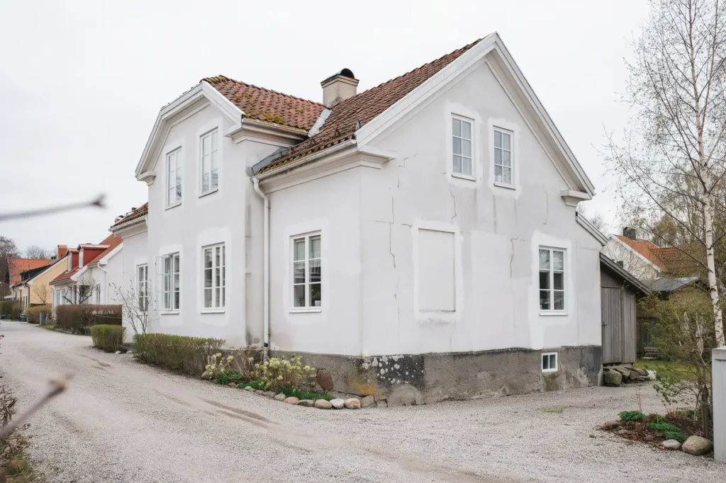 m la putsad fasad s v ljer du r tt f rg och f rarbete f r att undvika sprickor och fukt